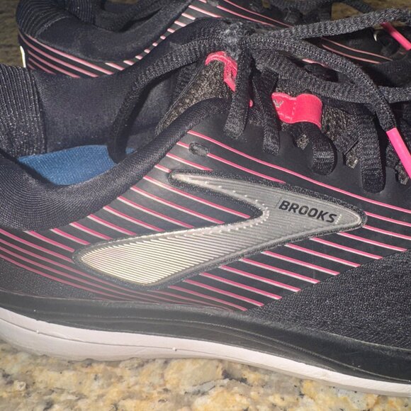 Brooks Addiction 14 Road Running Shoes 10.5 Black Pink Trail Sneakers Cushioned - Picture 5 of 12